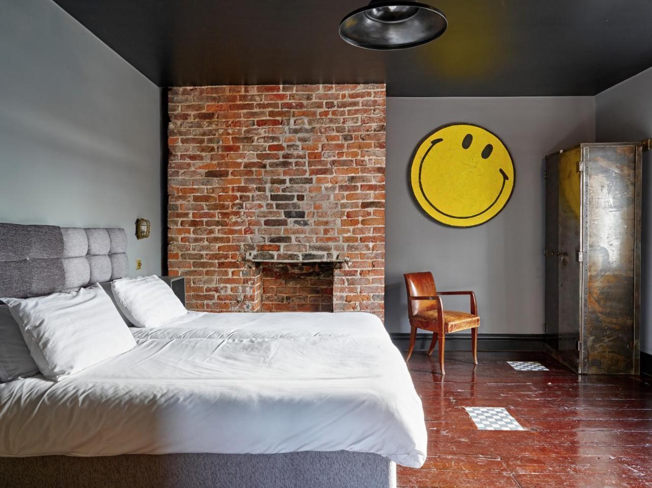Le Bateau Aparthotel ลิเวอร์พูล ภายนอก รูปภาพ
