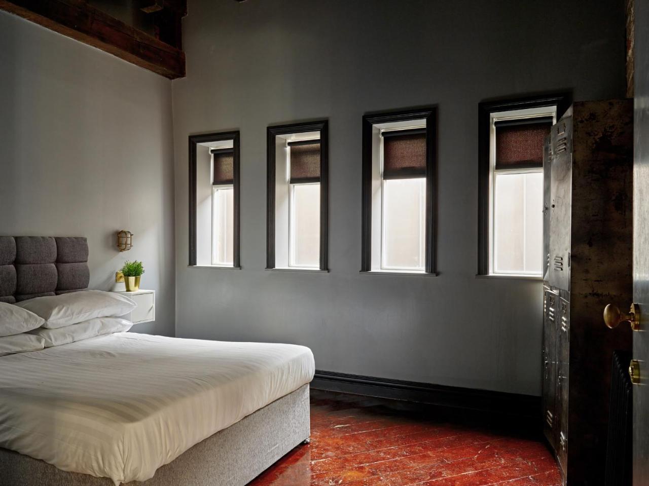 Le Bateau Aparthotel ลิเวอร์พูล ภายนอก รูปภาพ