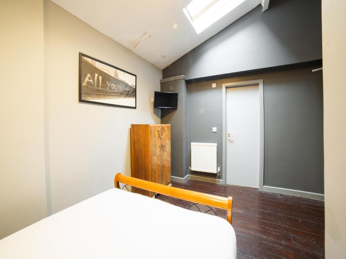 Le Bateau Aparthotel ลิเวอร์พูล ภายนอก รูปภาพ